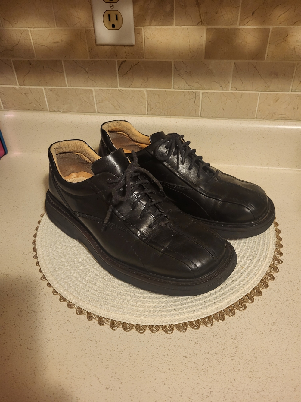 Vintage Y2K 90's Men's London Underground Black Leather Oxford Shoes Sz. 11